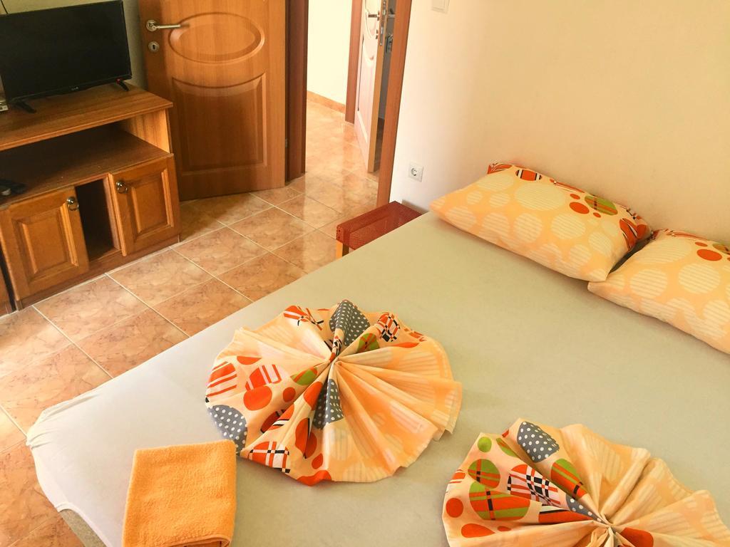 Апартаменты Friendly House Улцинь Экстерьер фото